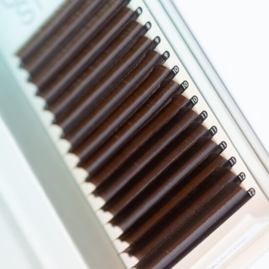 Afforty Brown, POISTOMYYNTI