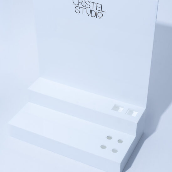 Cristel Studio Pro Display Stand. Saatavilla vain rajoitetun ajan Black Friday -kampanjassa.